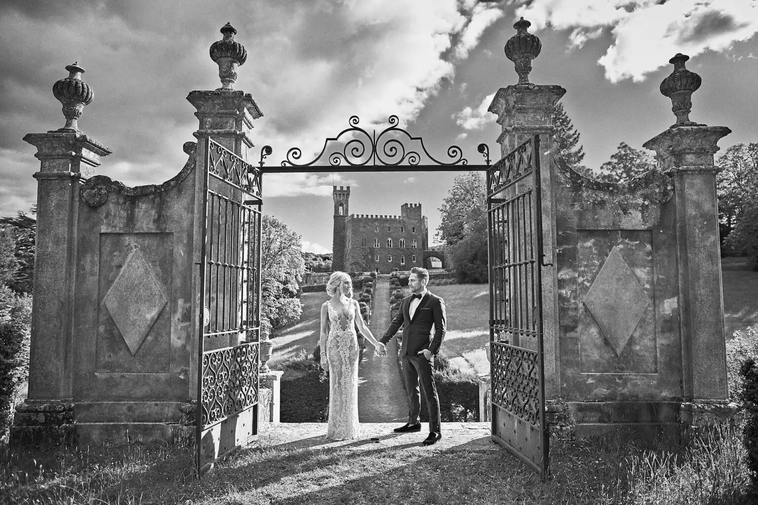 elope in italy