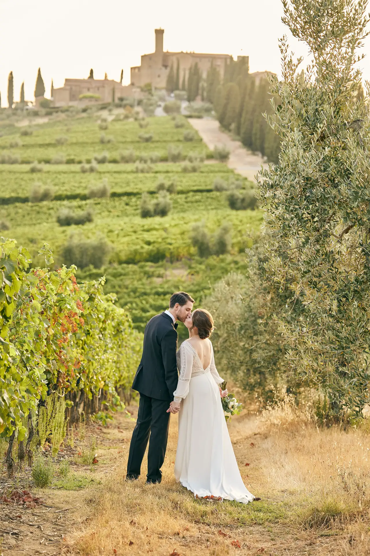 ylva harvaard castello di banfi elopement