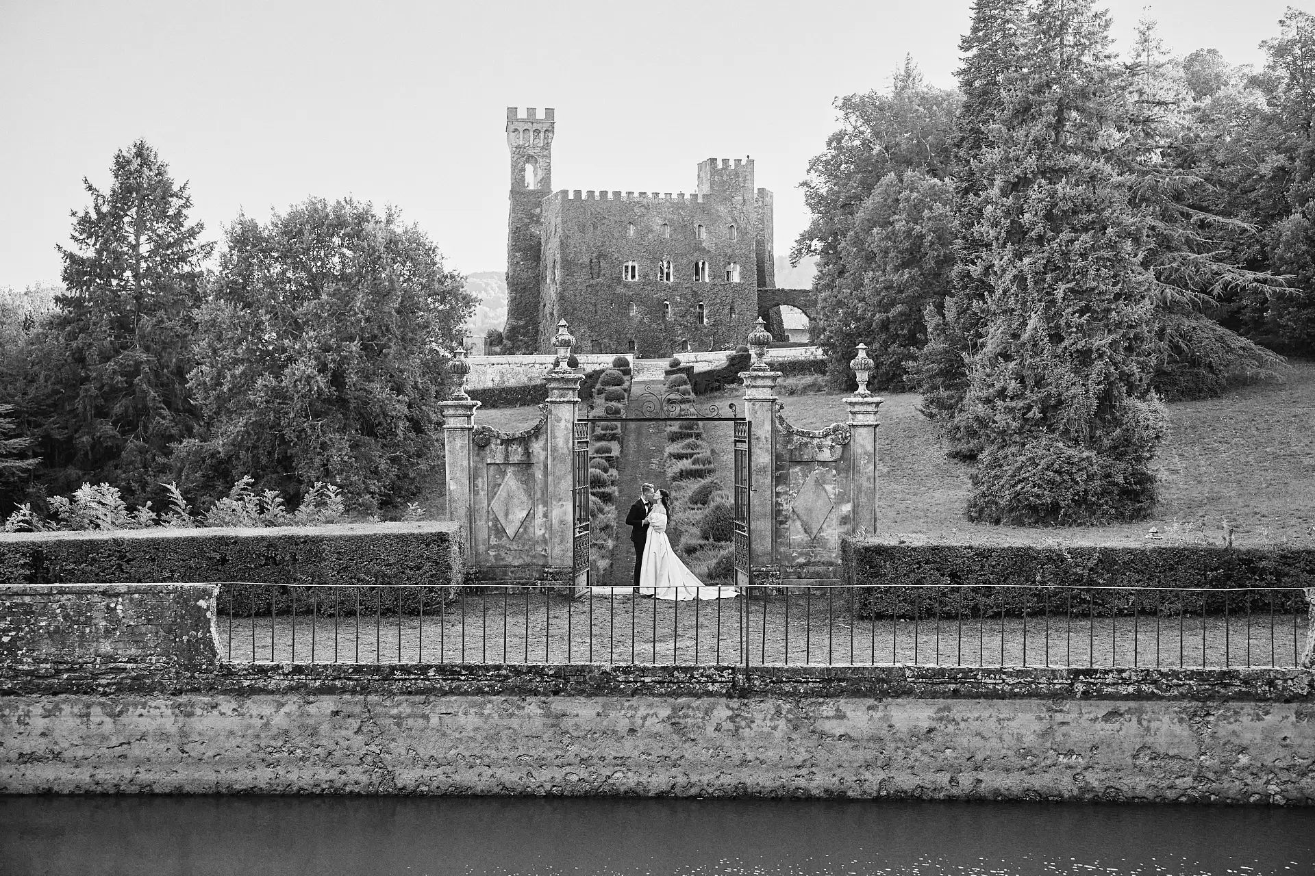 how to elope in italy