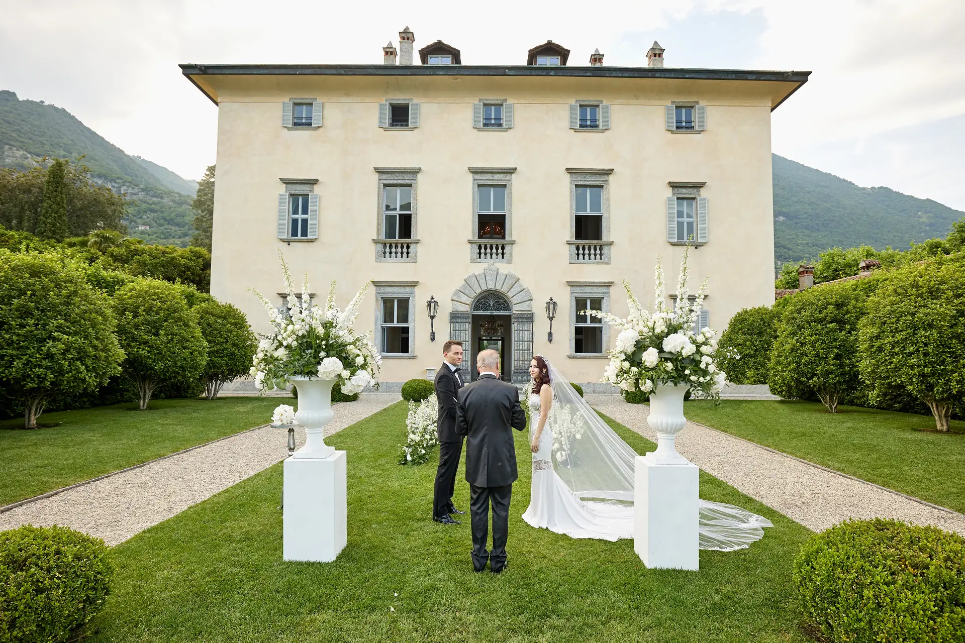 ami bobby villa balbiano elopement