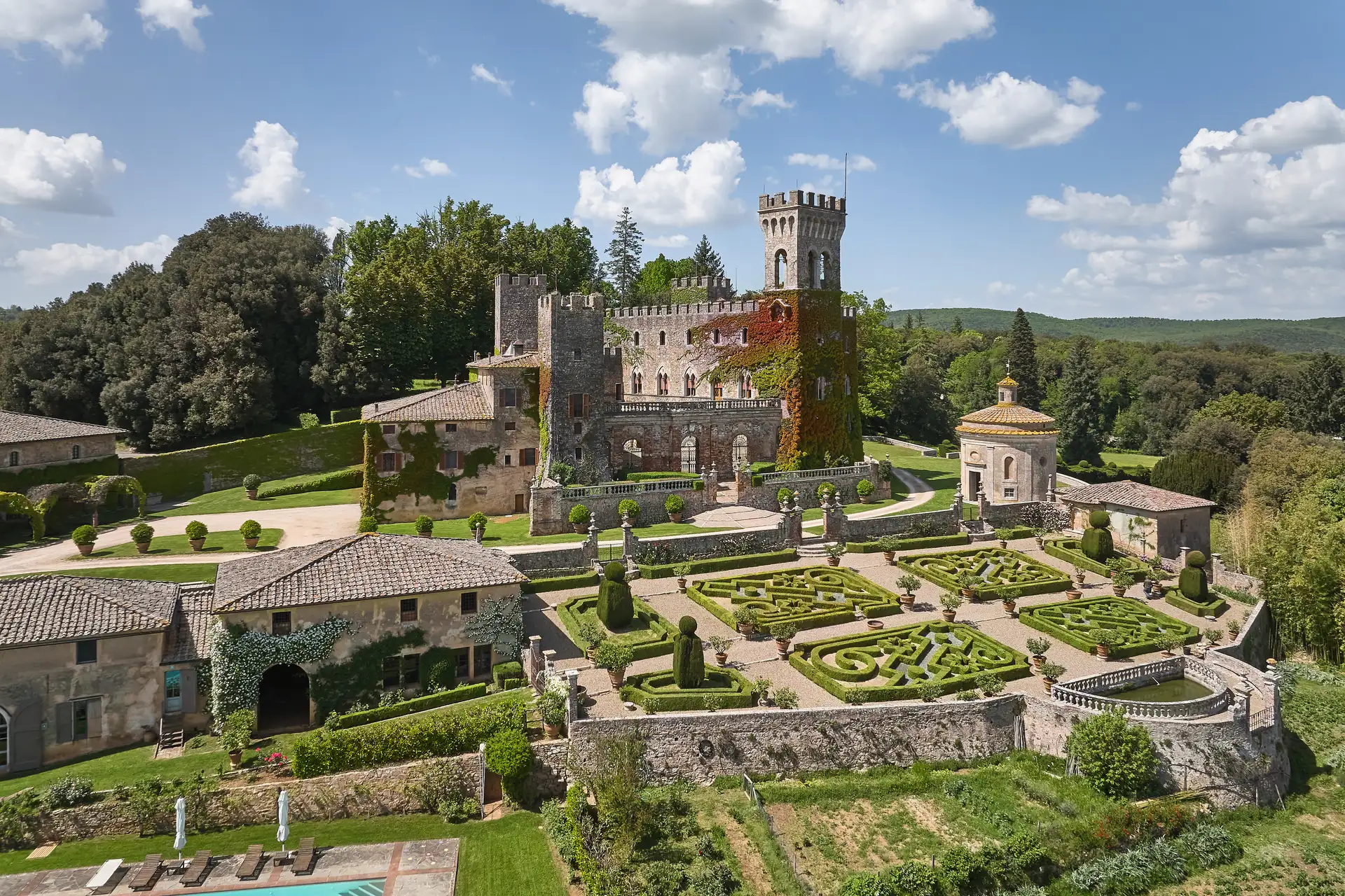 castello di celsa elopement venue