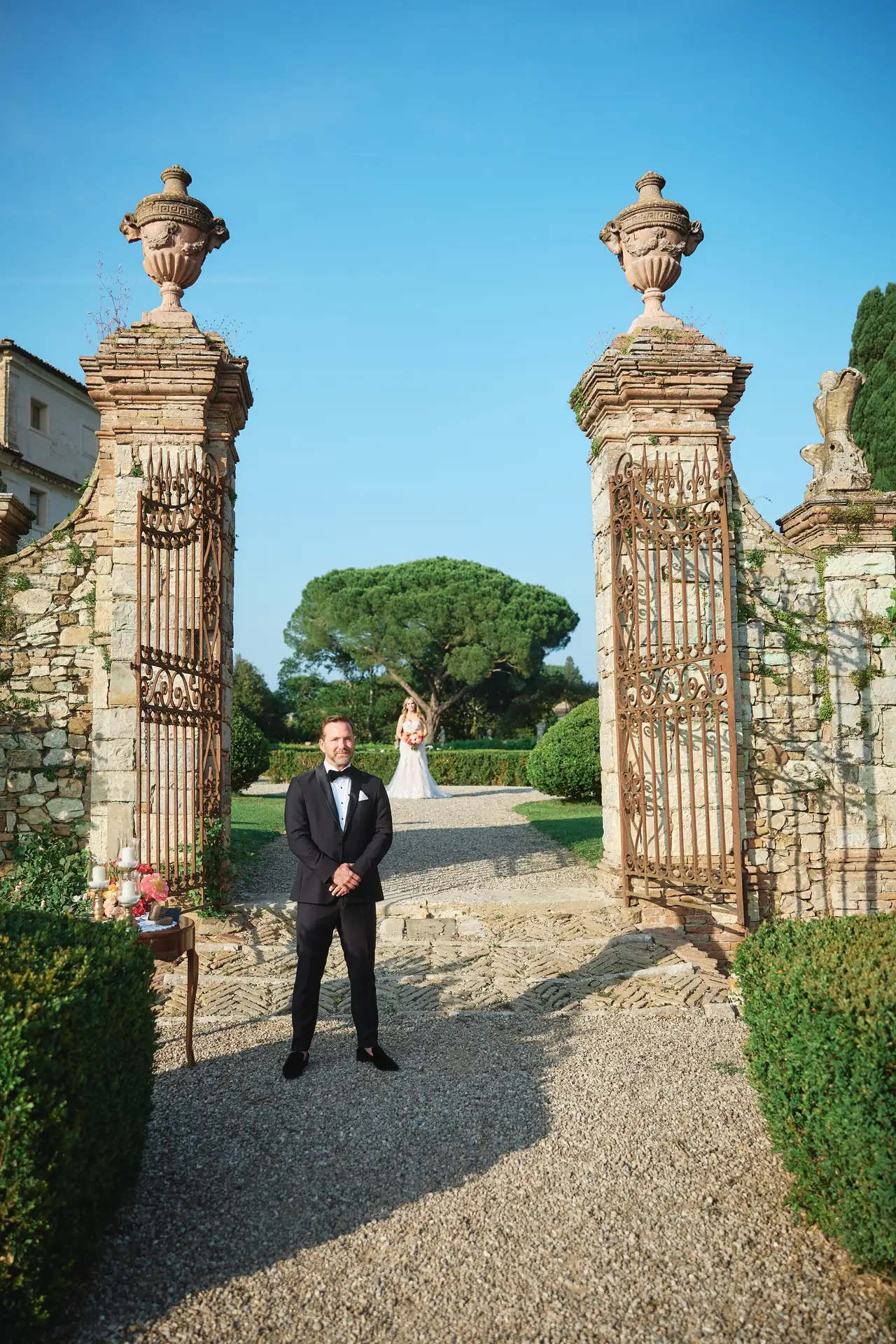 charlotte chris villa di geggiano elopement