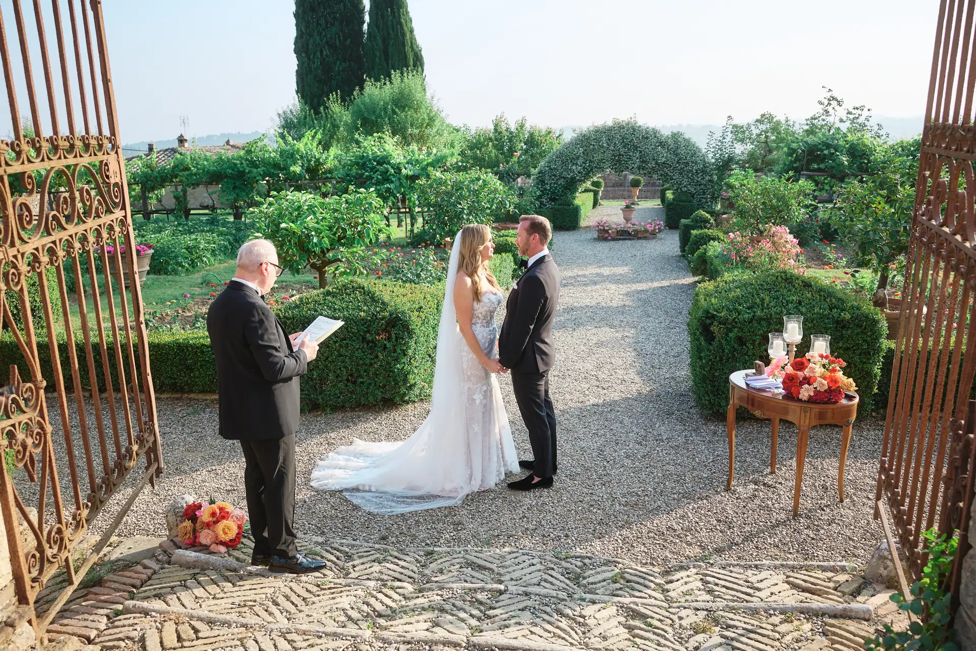 charlotte chris villa di geggiano elopement