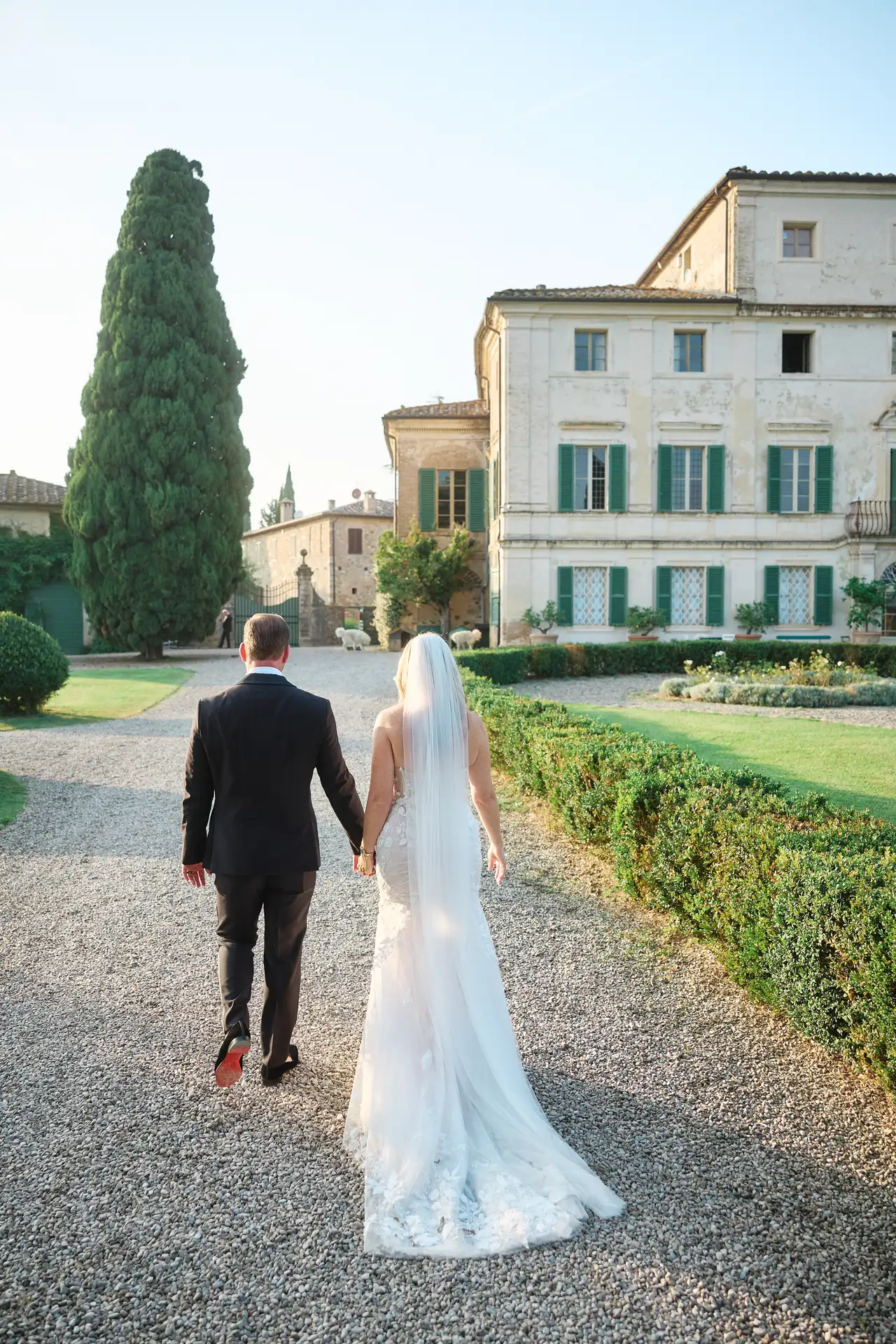 charlotte chris villa di geggiano elopement