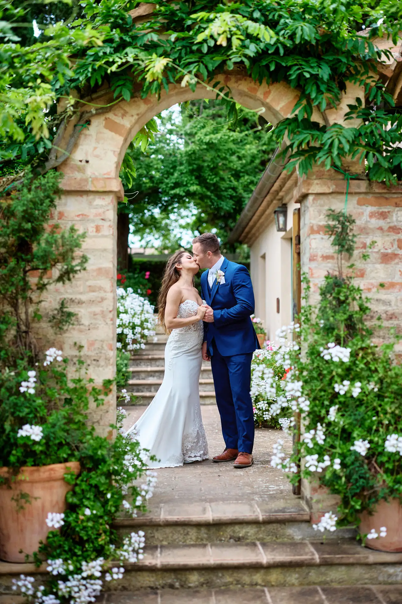 eliza james argiano dimore elopement
