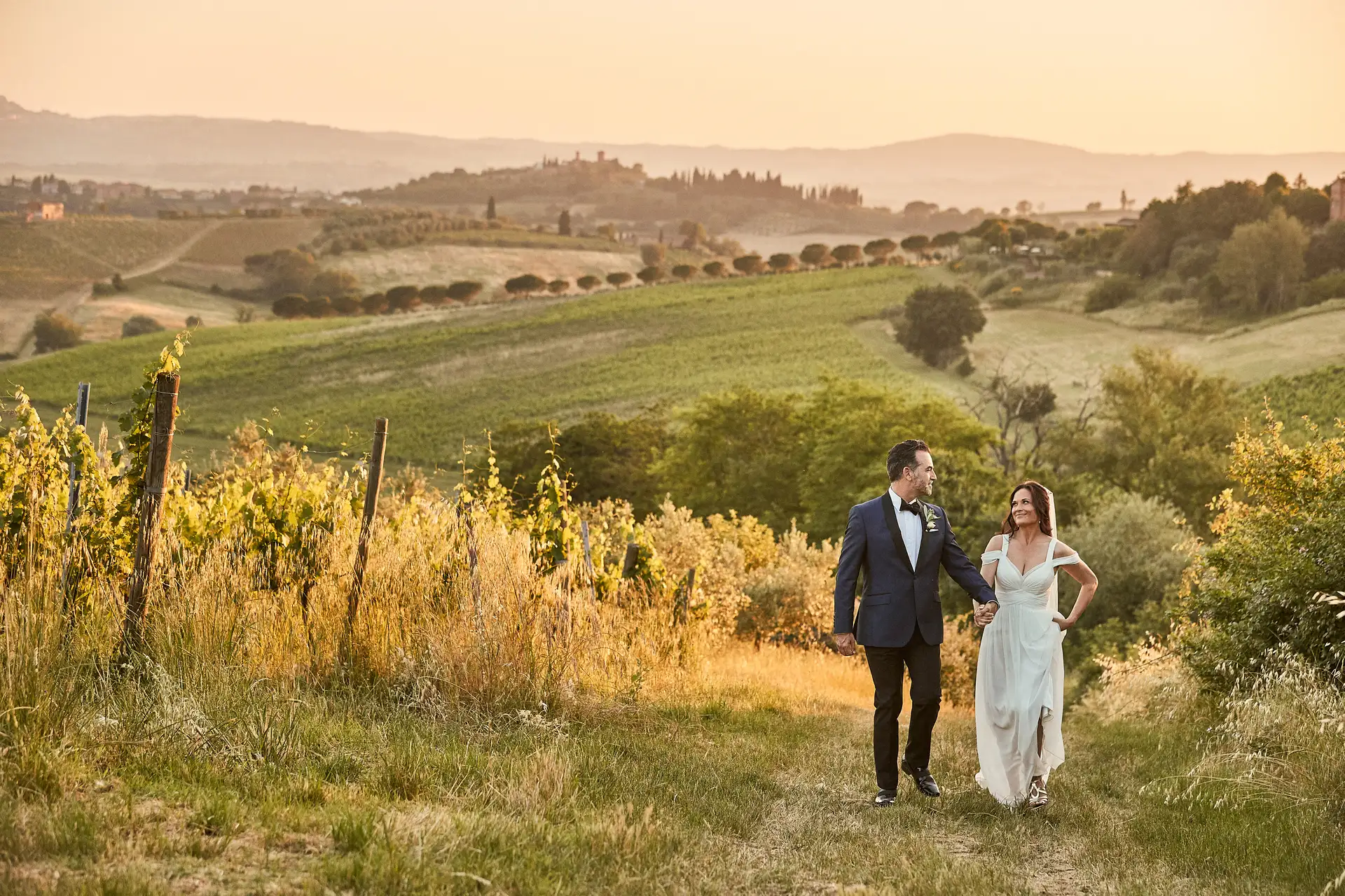 erin chris villa di piazzano elopement