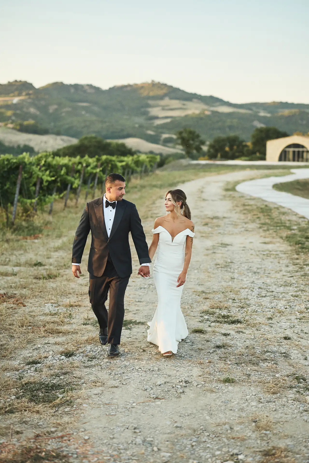 nicole pav podere tesoro elopement