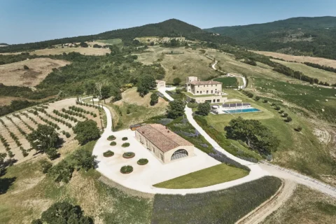 podere tesoro elopement venue tuscany