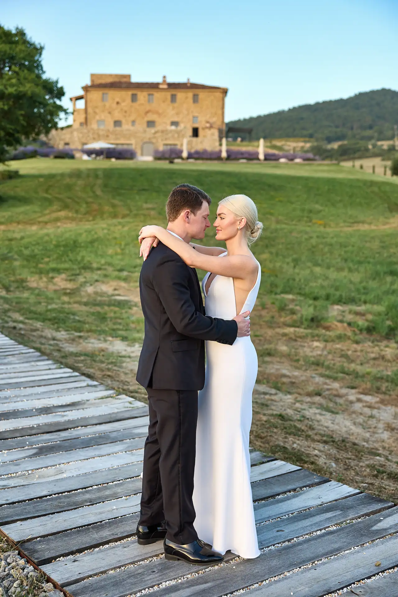 sabrina joey podere tesoro elopement