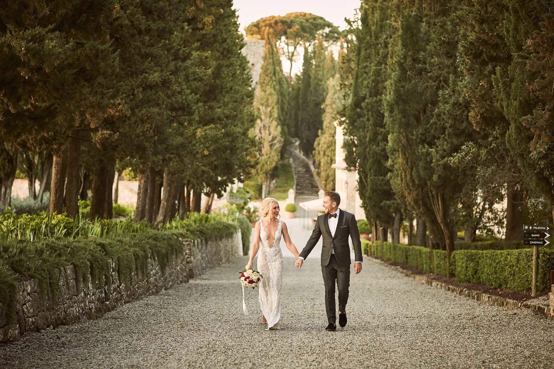 tawnie mark castello di celsa elopement