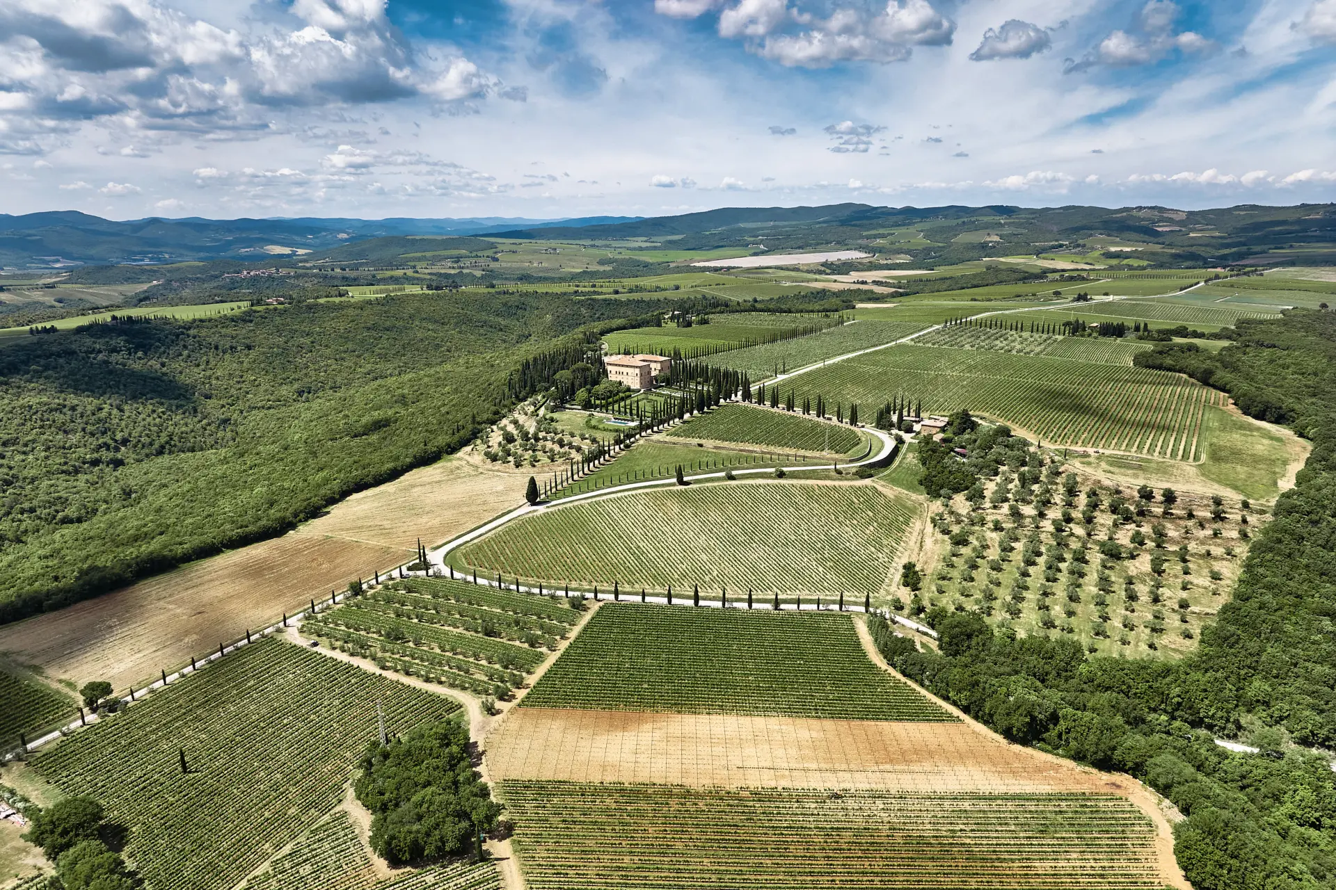 adventurous tuscan elopement eliza james