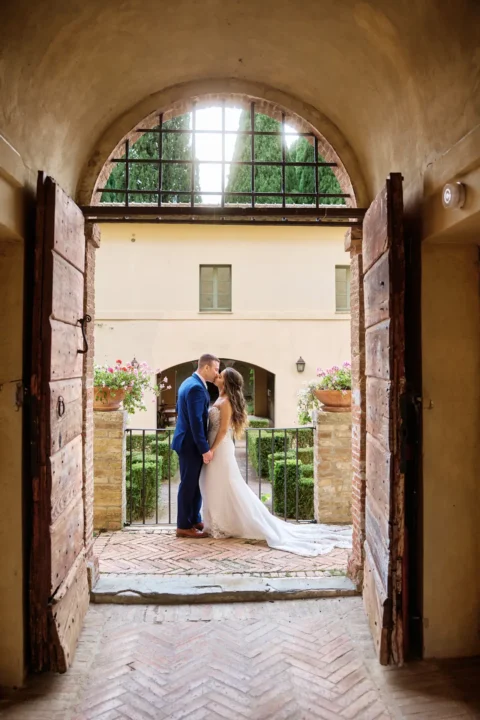 adventurous tuscan elopement eliza james