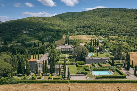 classic cortona elopement amanda aaron