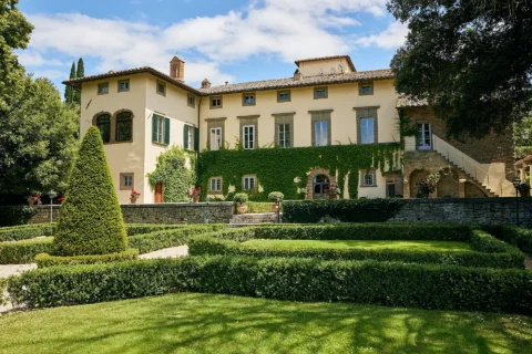classic cortona elopement amanda aaron