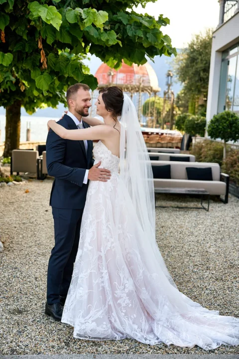 classic lake como elopement eva michal