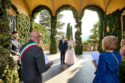 classic lake como elopement eva michal