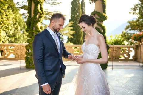classic lake como elopement eva michal
