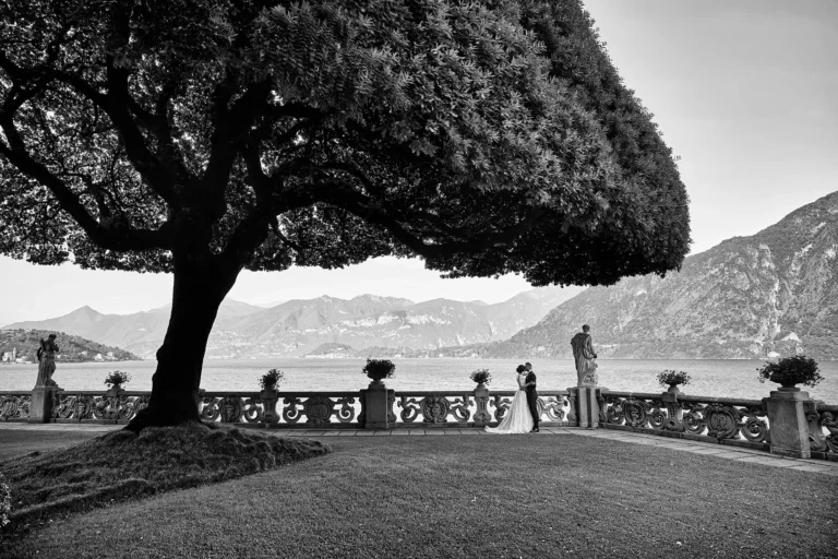 classic lake como elopement eva michal