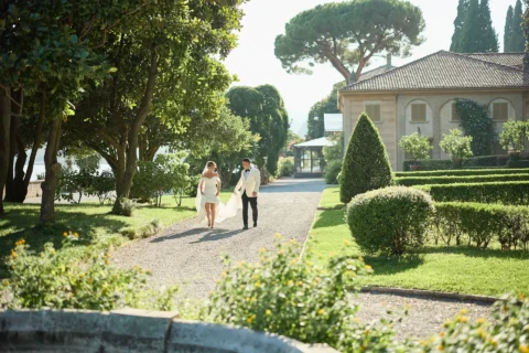 classic lake como elopement melissa eric