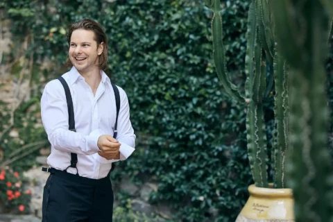 classic stylish positano elopement loran andrew