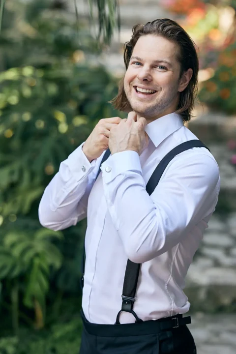 classic stylish positano elopement loran andrew