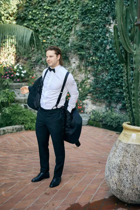 classic stylish positano elopement loran andrew