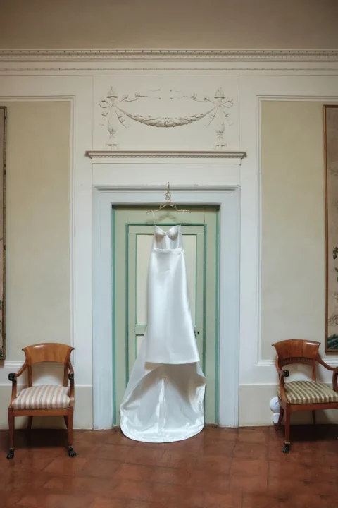 elegant castle elopement billie nick