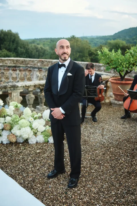 elegant castle elopement billie nick