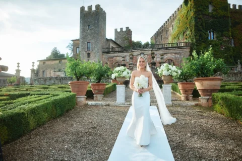 elegant castle elopement billie nick
