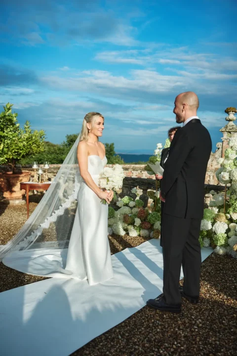 elegant castle elopement billie nick