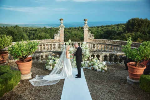 elegant castle elopement billie nick