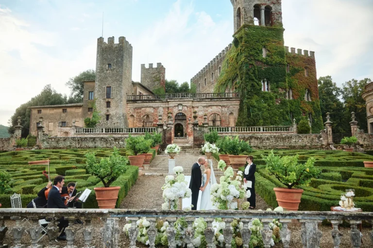 elegant castle elopement billie nick