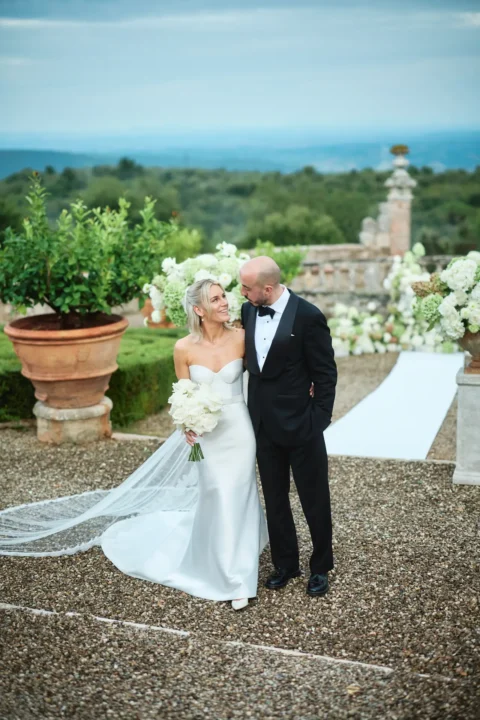 elegant castle elopement billie nick