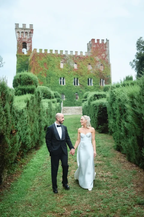 elegant castle elopement billie nick