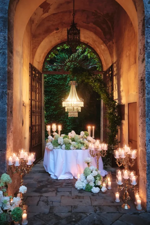 elegant castle elopement billie nick