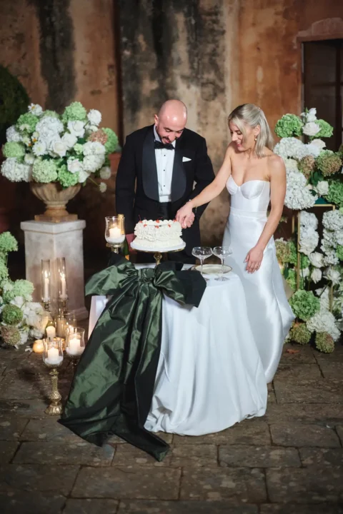 elegant castle elopement billie nick