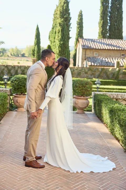 emotional tuscan elopement sokha jeremy
