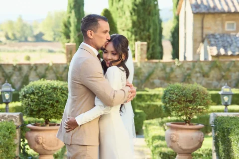 emotional tuscan elopement sokha jeremy