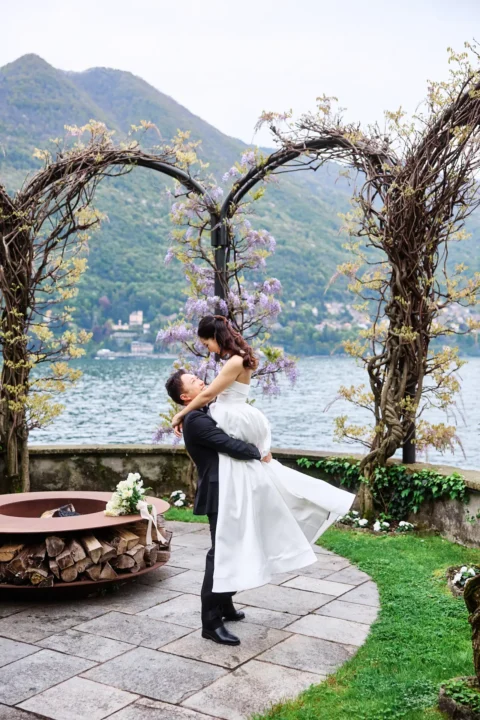 fun lake como wedding stephanie michael