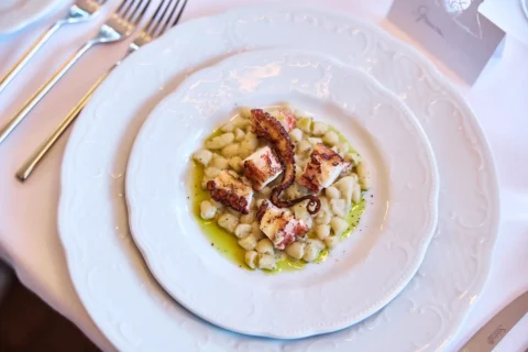 fun lake como wedding stephanie michael