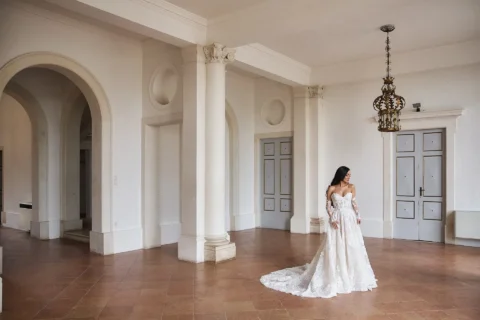 historic garden elopement camellia eric