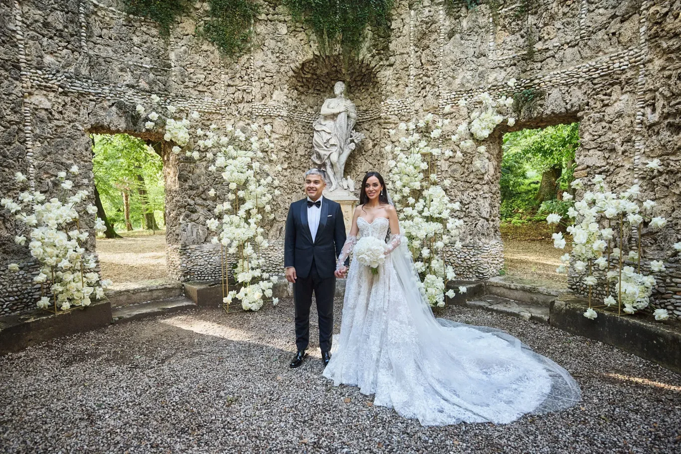 historic garden elopement camellia eric