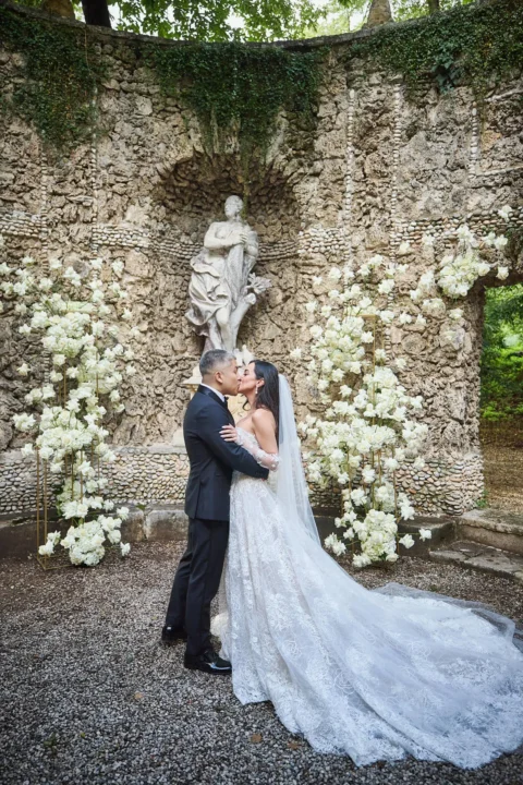 historic garden elopement camellia eric