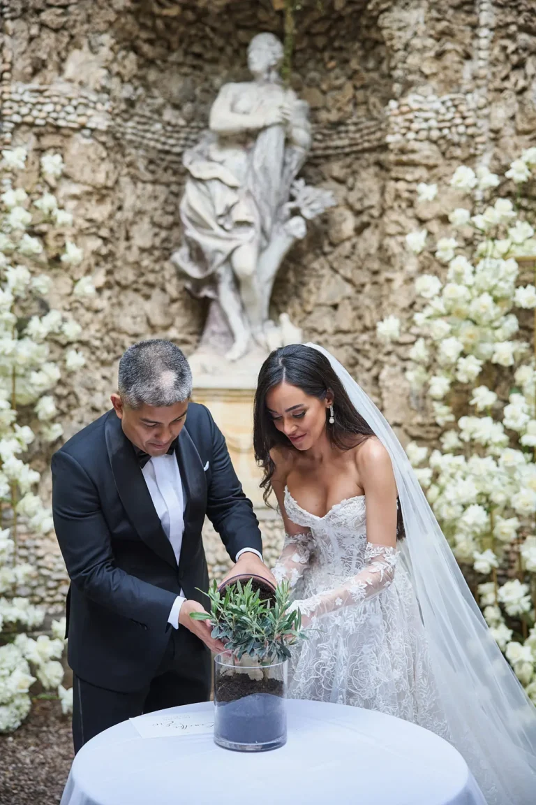 historic garden elopement camellia eric