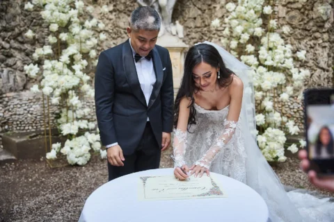 historic garden elopement camellia eric