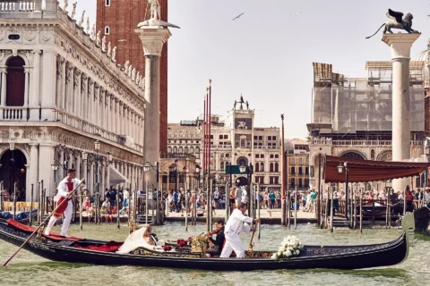 iconic venice elopement dariya seth