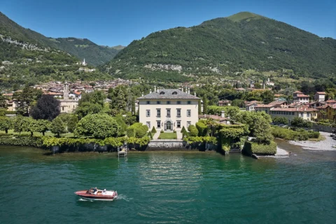 iconic villa elopement ami bobby