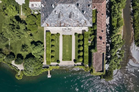 iconic villa elopement ami bobby