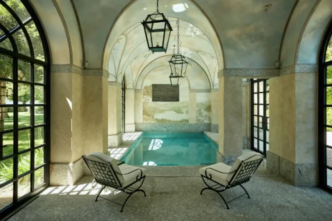 iconic villa elopement ami bobby