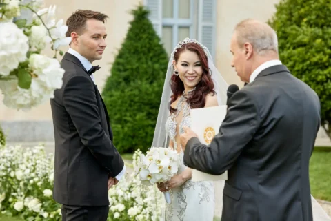 iconic villa elopement ami bobby